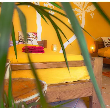 Eco Vela Vega Hostel Butera